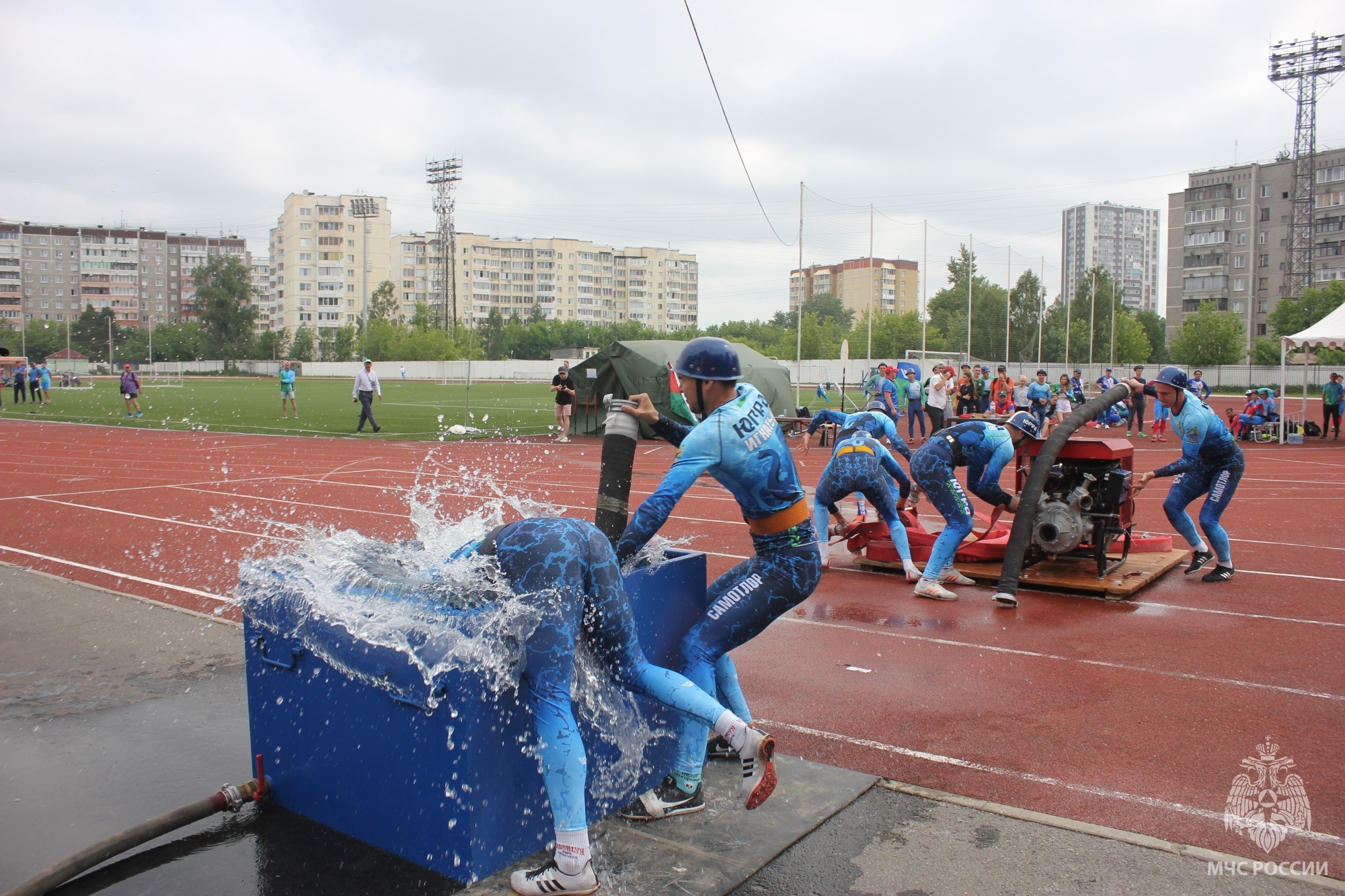 Борхиммаш спортивный праздник на стадионе