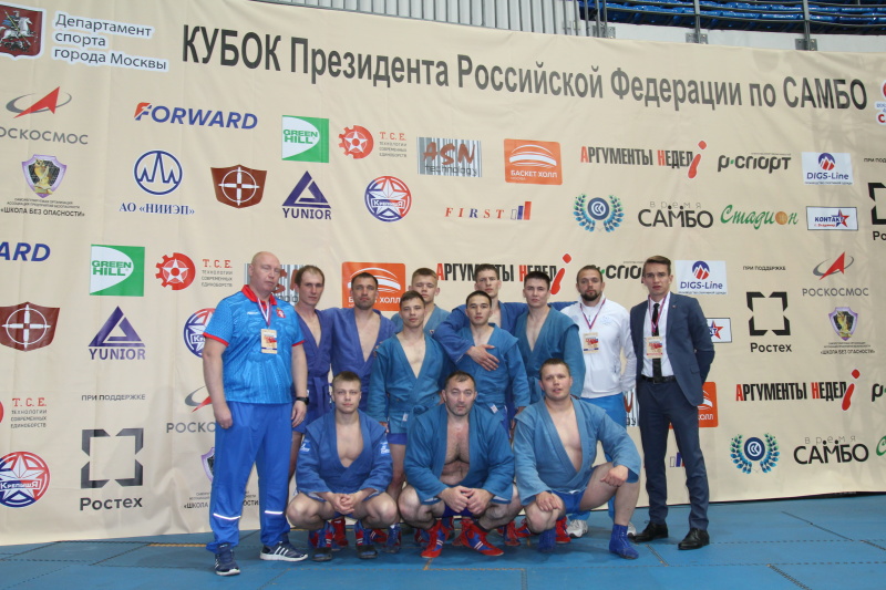 Сборная команда МЧС России приняла участие в Кубке Президента Российской Федерации по самбо среди силовых структур