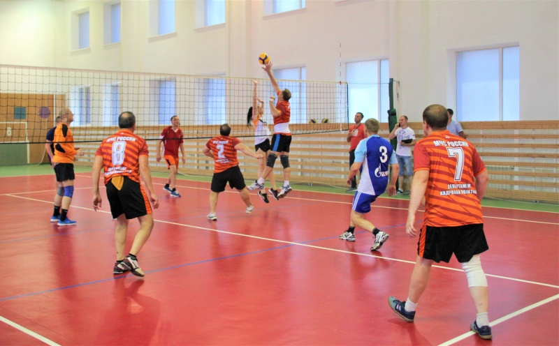 Департамент кадровой политики МЧС России завоевал первое место в спортивных соревнованиях по волейболу