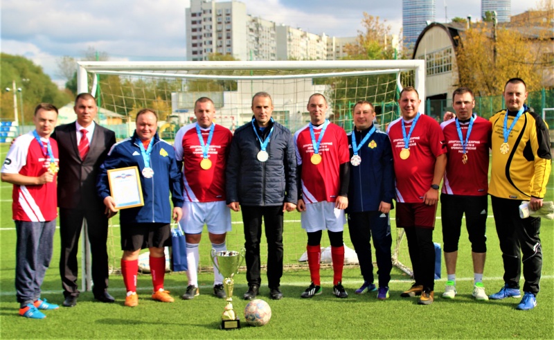 Сборная команда Департамента надзорной деятельности и профилактической работы стала чемпионом спортивных соревнований Спартакиады МЧС России 2021 года по мини-футболу