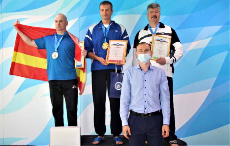 Спортивная сборная команда Уральского федерального округа стала победителем Спартакиады МЧС России 2021 года по плаванию