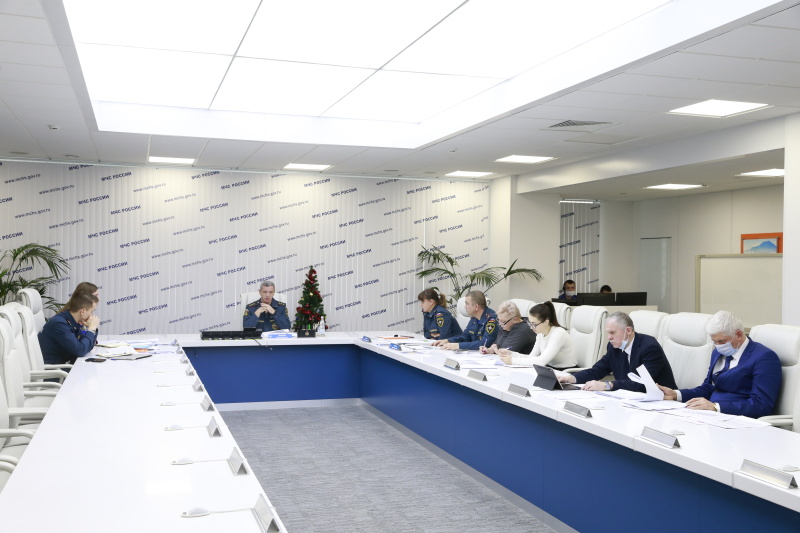 Всероссийский семинар по физической подготовке и спорту тренеров и судей по служебно-прикладным видам спорта, организация судейства спортивных соревнований и чемпионатов МЧС России