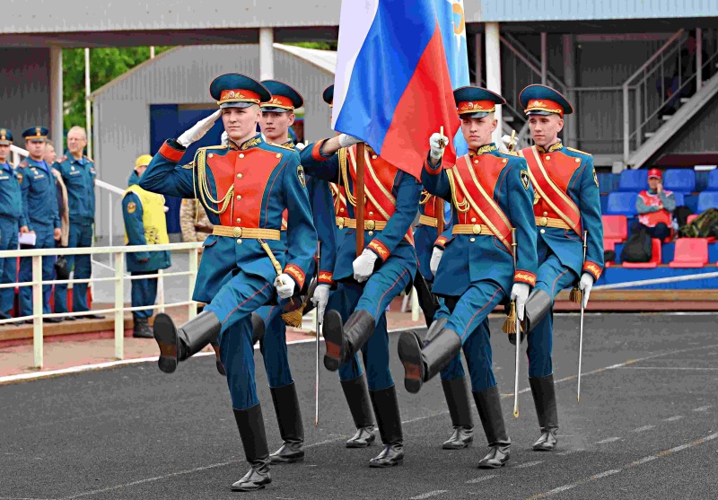 Торжественное открытие и первый спортивный день Чемпионата образовательных организаций высшего образования МЧС России по пожарно-спасательному спорту в северной столице