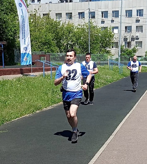 Прием зачетов по физической подготовке и спорту у личного состава Центрального аппарата МЧС России
