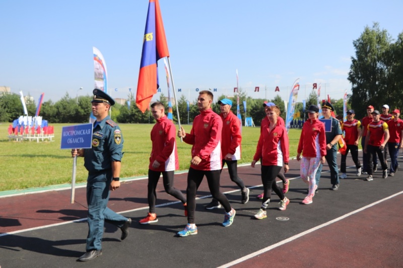 В Подмосковье стартовали Межрегиональные соревнования главных управлений МЧС России ЦФО по пожарно-спасательному спорту
