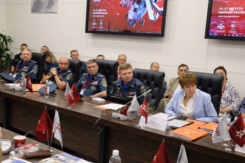 19 августа 2022 года в рамках проведения III Международного пожарно-спасательного Конгресса состоялось заседания Круглого стола на тему: «Актуальные вопросы развития служебно-прикладных и военно-прикладных видов спорта»