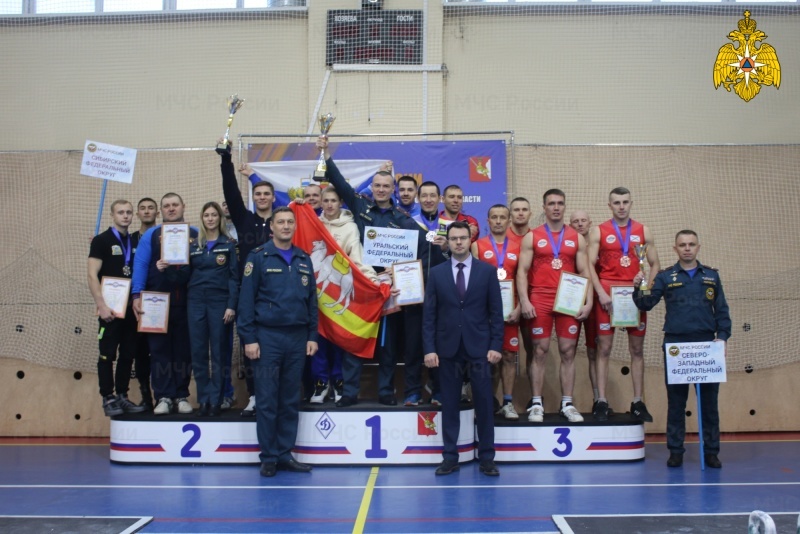 В Вологде завершился Чемпионат МЧС России по гиревому спорту