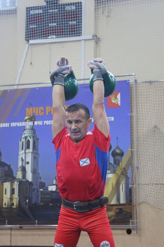 В Вологде завершился Чемпионат МЧС России по гиревому спорту