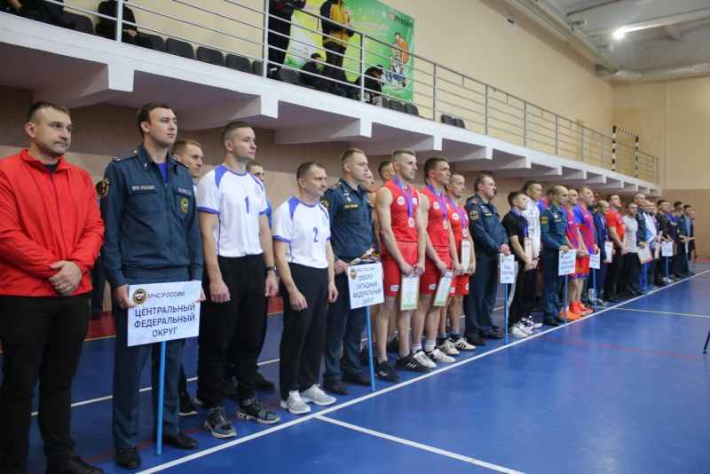 В Вологде завершился Чемпионат МЧС России по гиревому спорту