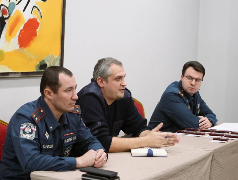Собрание руководства Центра физической подготовки и спорта МЧС России со сборной командой по пожарно-спасательному спорту Собрание руководства Центра физической подготовки и спорта МЧС России со сборной командой по пожарно-спасательному спорту