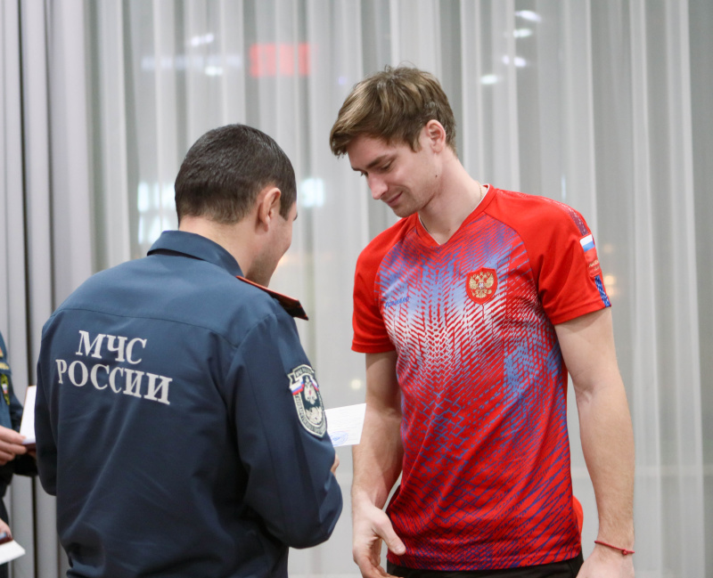 Собрание руководства Центра физической подготовки и спорта МЧС России со сборной командой по пожарно-спасательному спорту