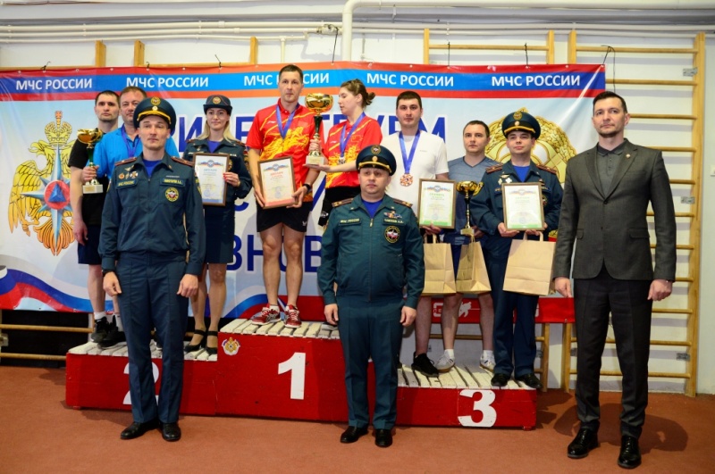 Сборная команда Северо-Западного федерального стала чемпионом по настольному теннису Спартакиады МЧС России