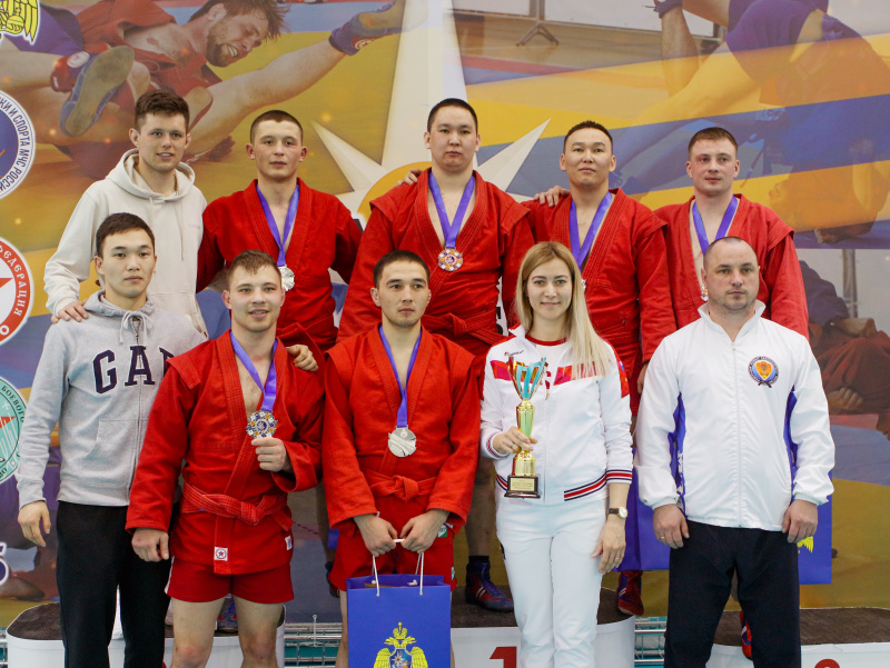 Сборная команда Приволжского федерального округа стала чемпионом Кубка МЧС России по самбо