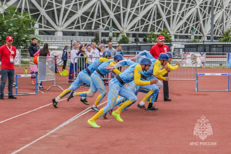 Сборная команда МЧС России стала абсолютным чемпионом в международных соревнованиях по пожарно-спасательному спорту на Кубок «Дружбы» и приз «Золотая штурмовка»