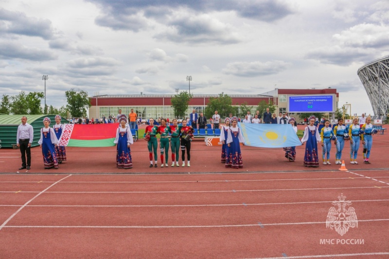 Сборная команда МЧС России стала абсолютным чемпионом в международных соревнованиях по пожарно-спасательному спорту на Кубок «Дружбы» и приз «Золотая штурмовка»