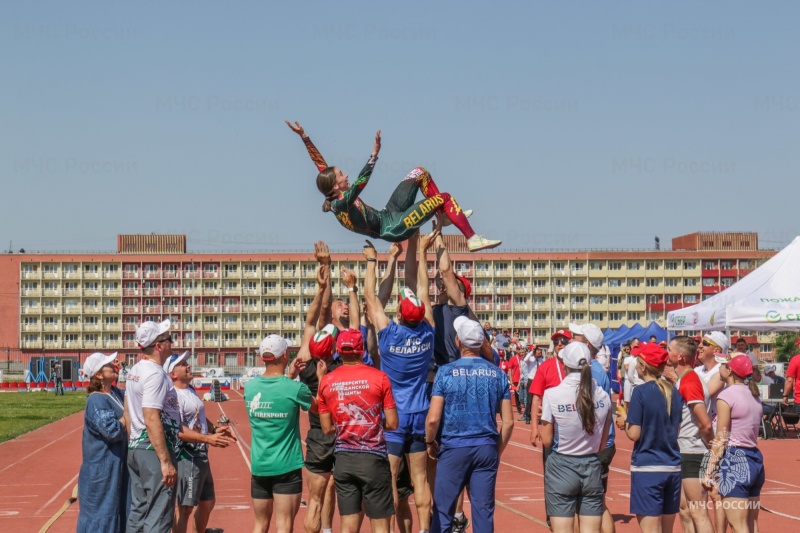 Сборная команда МЧС России стала абсолютным чемпионом в международных соревнованиях по пожарно-спасательному спорту на Кубок «Дружбы» и приз «Золотая штурмовка»