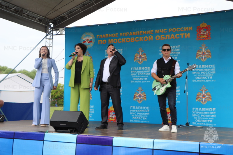Межрегиональные соревнования по пожарно-спасательному спорту торжественно открыты в Подмосковье