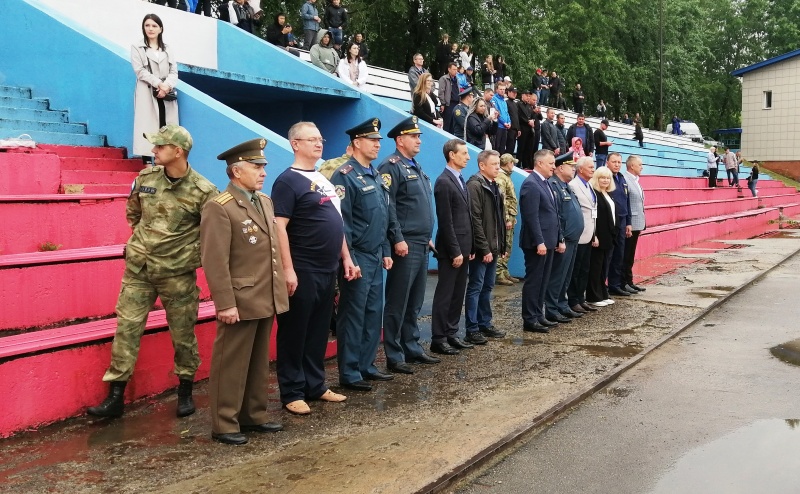 В Иркутске прошла церемония открытия межрегиональных соревнований по пожарно-спасательному спорту среди огнеборцев Сибири