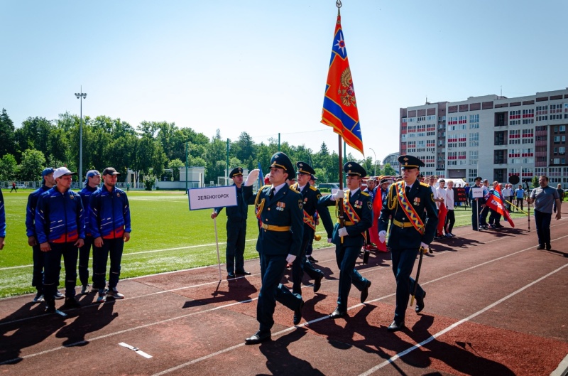 В городе Саров дан старт Всероссийским соревнованиям специальных управлений федеральной противопожарной службы МЧС России «Памяти В.Т. Кишкурно» по пожарно-спасательному спорту