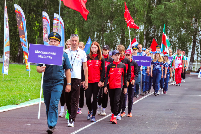 Первенство МЧС России по пожарно-спасательному спорту проходит в Подмосковье