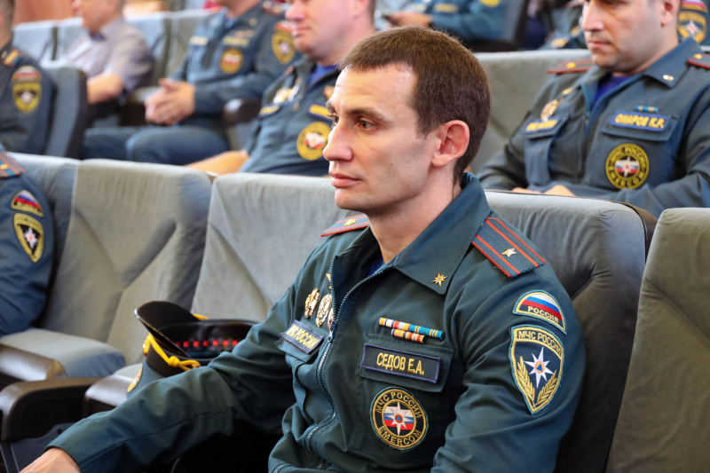 Торжественное награждение под руководством помощника Министра полковника Коровина Александра Сергеевича состоялось в Центре физической подготовки и спорта МЧС России