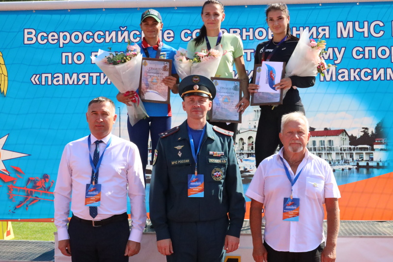 В городе Сочи продолжаются всероссийские соревнования по пожарно-спасательному спорту