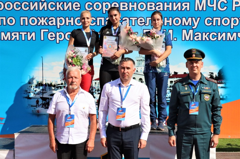 В городе Сочи продолжаются всероссийские соревнования по пожарно-спасательному спорту
