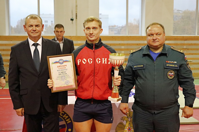 Определены победители и призеры Спартакиады МЧС России по гиревому спорту 2023 года