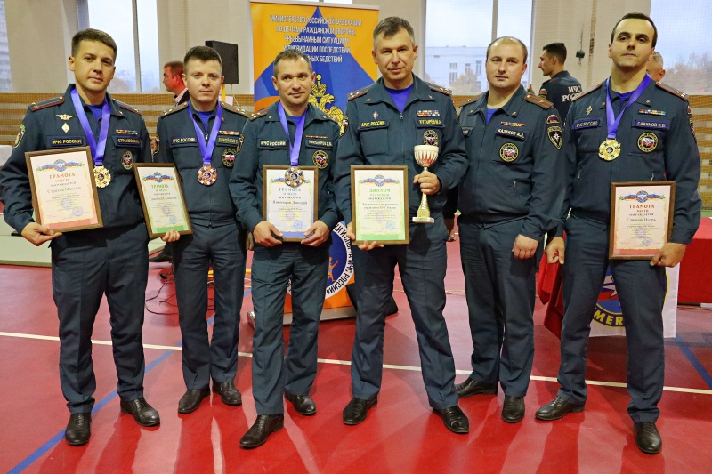 Определены победители и призеры Спартакиады МЧС России по гиревому спорту 2023 года