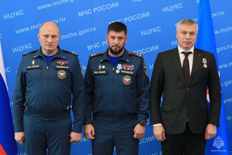 Совместное заседание коллегии МЧС России и военного совета спасательных воинских формирований МЧС России
