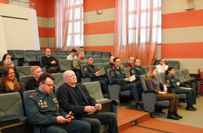 Торжественная церемония награждения, приуроченная к празднованию 27 годовщины со дня образования ФКУ «Центр физической подготовки и спорта МЧС России»
