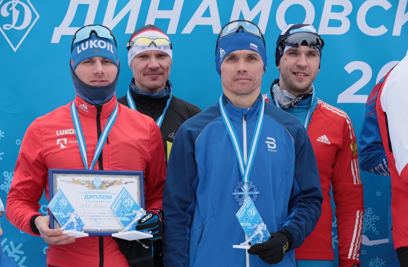 Команда МЧС России - в победителях лыжных гонок