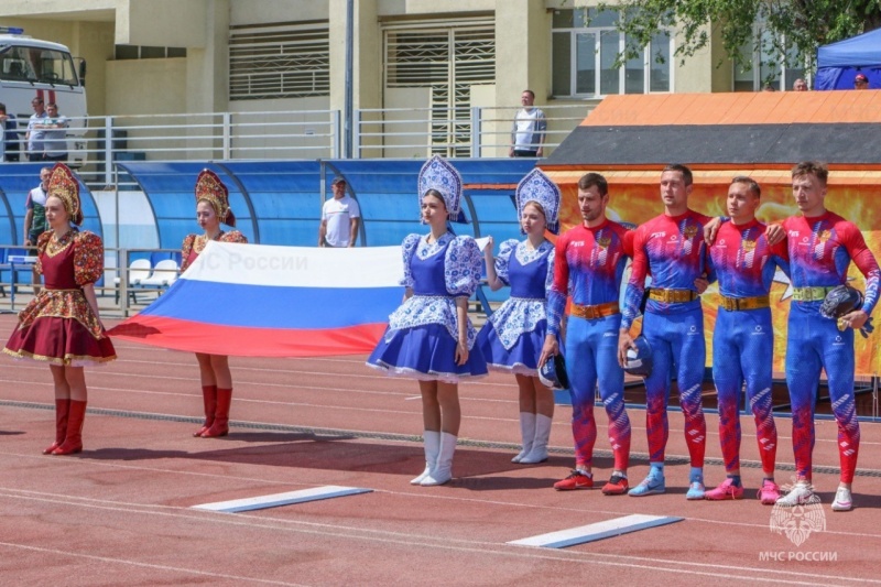 Сборные команды Российской Федерации (мужская, женская) стали победителями Международных соревнований по пожарно-спасательному спорту на Кубок «Дружбы» и приз «Золотая штурмовка»