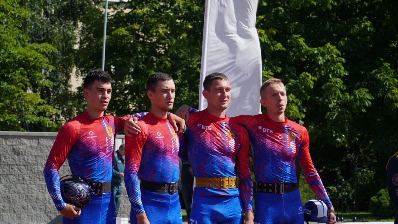 Мужская и женская сборная команда МЧС России стала победителем в спортивной дисциплине «пожарная эстафета»