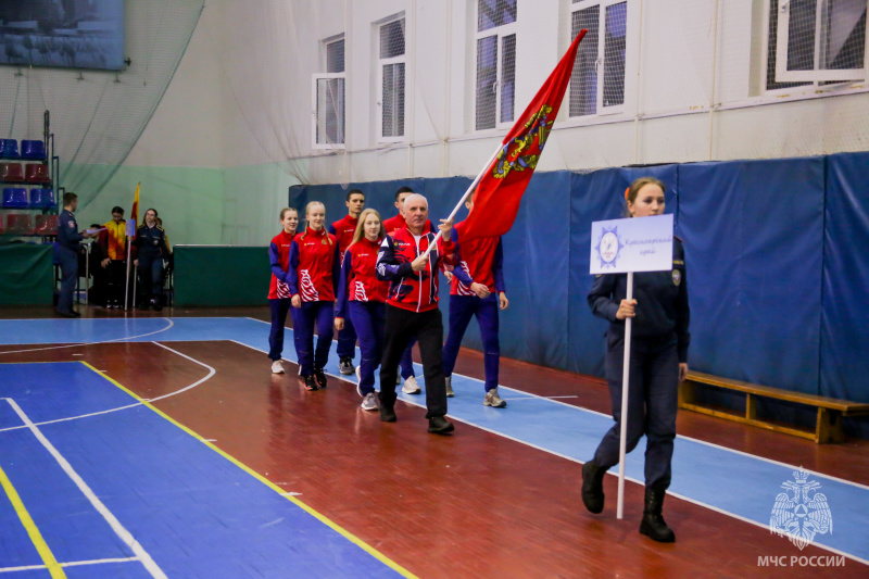 В Санкт-Петербурге проходят Всероссийские соревнования МЧС России «Рождественские старты» по пожарно-спасательному спорту