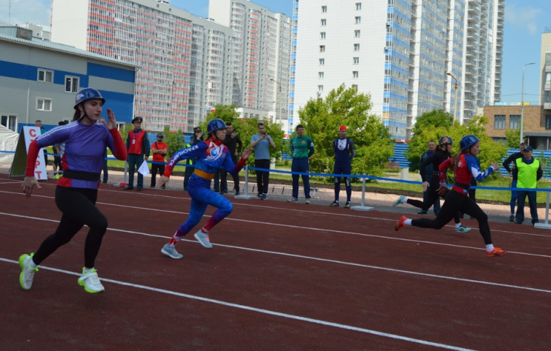 В Красноярске открылись соревнования по пожарно-спасательному спорту среди специальных управлений ФПС МЧС России Сибири