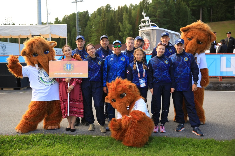 Торжественное открытие Чемпионата МЧС России и Первенства МЧС России по пожарно-спасательному спорту в Ханты-Мансийске