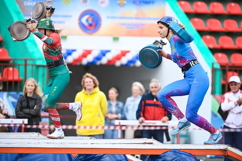В Саранске продолжаются XIV Чемпионата мира среди юношей и юниоров и X Чемпионата мира среди девушек и юниорок