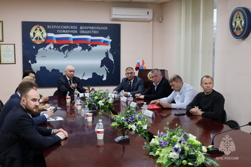 Состоялась рабочая встреча представителей федеральных органов исполнительной власти с руководством ФГБУ «Юг Спорт»