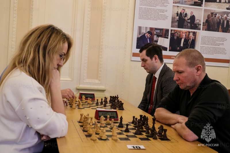 Определены лучшие шахматисты ведомства 2025 года