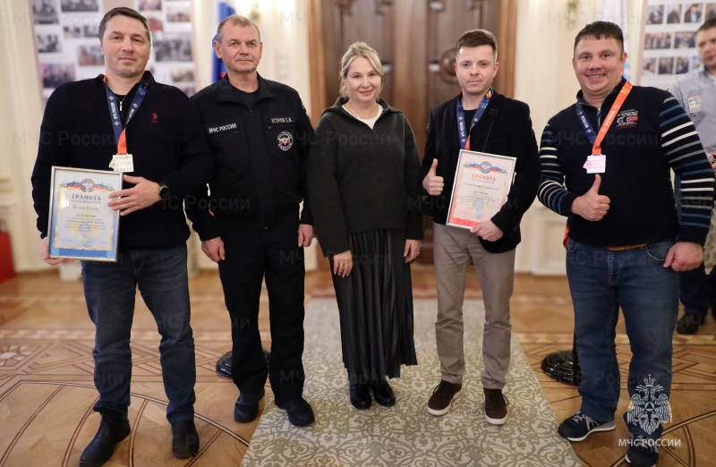 Определены лучшие шахматисты ведомства 2025 года