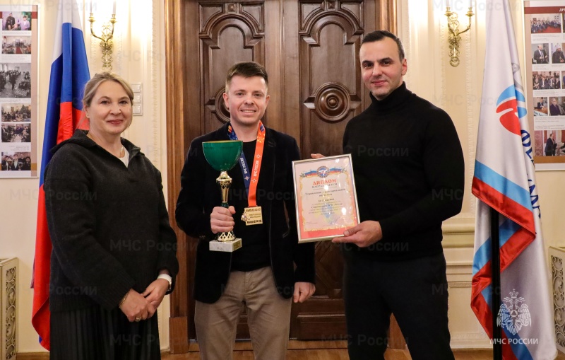 Определены лучшие шахматисты ведомства 2025 года