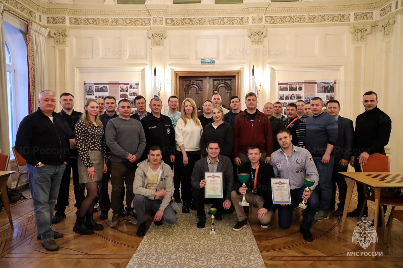 Определены лучшие шахматисты ведомства 2025 года