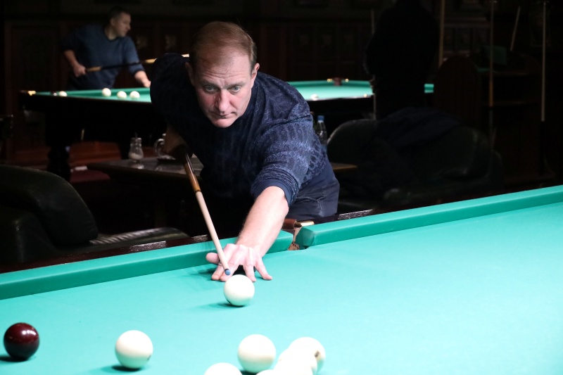 В МЧС России выявили лучших бильярдистов 2025 года