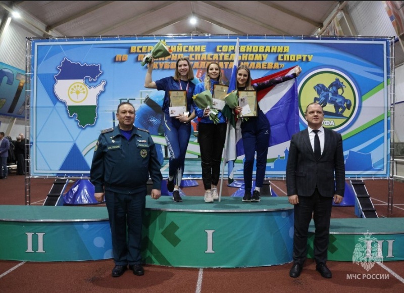 В Уфе сегодня состоялось торжественное открытие Всероссийских соревнований МЧС России по пожарно-спасательному спорту на «Кубок Салавата Юлаева»