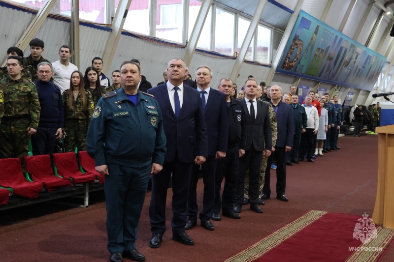 В Уфе сегодня состоялось торжественное открытие Всероссийских соревнований МЧС России по пожарно-спасательному спорту на «Кубок Салавата Юлаева»