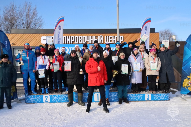 В Москве состоялись спортивные соревнования Спартакиады МЧС России по лыжным гонкам 2026 года