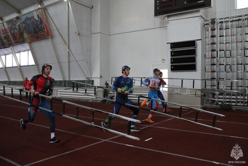 В Уфе стартовали Кубок МЧС России и всероссийские соревнования МЧС России «Кубок ЦС ВДПО» по пожарно-спасательному спорту