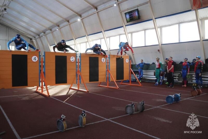 Кубок МЧС России на Всероссийских соревнованиях завоевала команда Ханты-Мансийского автономного округа — Югра