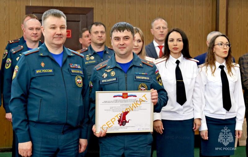 В Казани завершились Всероссийские соревнования специальных управлений ФПС МЧС России